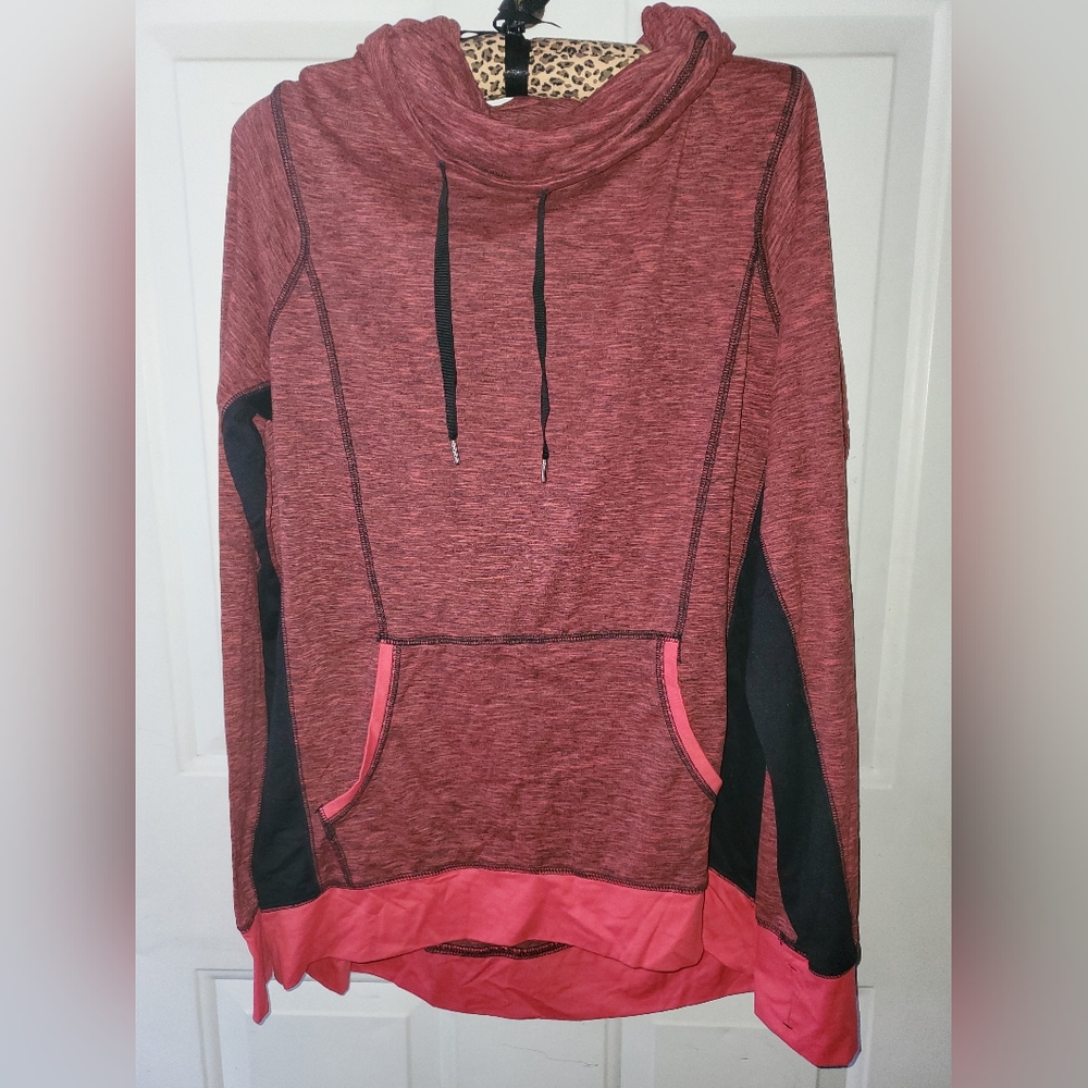 Maurice's inMOTION cowl neck yoga pullover. Size Medium. Heathered Salmon.